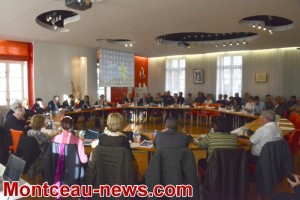 Conseil municipal de Montceau…