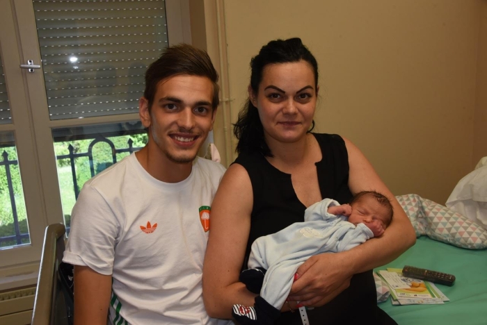 bebe malone 2406186