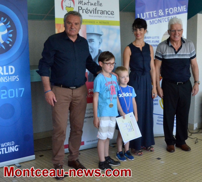 lutte 21061815
