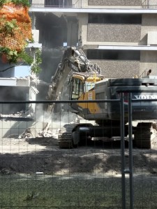 Démolition à la Zup du Plessis