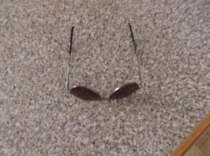 A qui les lunettes ?