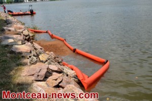 Réactualisé  / Montceau-les-Mines Pollution par hydrocarbure au lac du Plessis