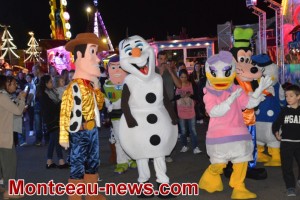 La parade des « mascottes » à Fête foraine (Montceau-les-Mines) VOIR NOTRE VIDEO