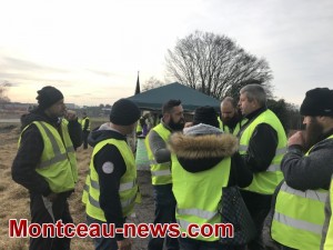 Montceau-les-Mines – Les gilets jaunes au Magny
