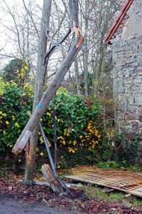 « Encore un poteau lâchement abattu » à Saint-Vallier