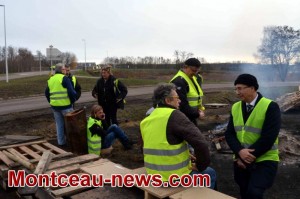 Montceau-les-Mines Les Gilets Jaunes toujours sur le pont !