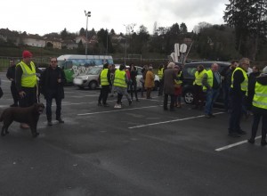 Réunion extraordinaire du mouvement des gilets jaunes Le Creusot 71.