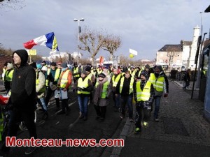 Marche « des bidons » des gilets jaunes du Magny à Montceau…(1)