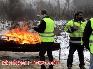 Réactualisé – Nouvel « acte » dans le mouvement des gilets jaunes du Magny