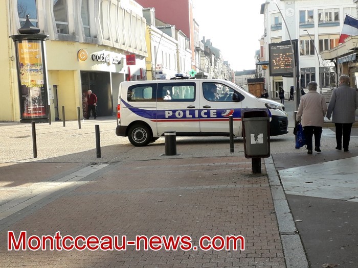 Manifestation gilets jaunes Montceau journee action 5 feverier 0502198