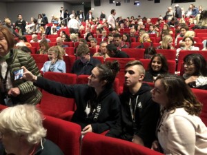 Jour 1 du voyage des élèves de l’option cinéma du Lycée Parriat au Festival de Cannes