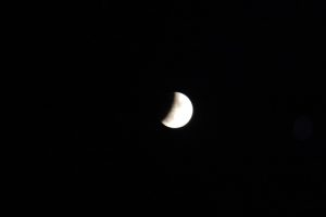 L’éclipse de lune d’hier vue par cette fois…