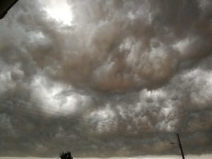 Orage sur le bassin minier