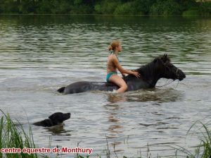Initiation à l’équitation pour les vacances…Centre équestre de Monthury