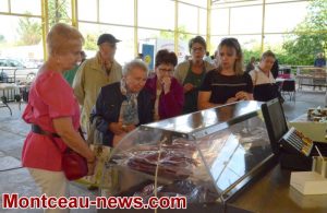 Saint-Vallier  :  Marché des producteurs de pays