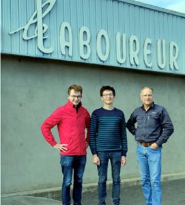 Passage de flambeau pour Le Laboureur (Industrie)