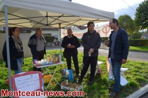Montceau-les-Mines :  Apéro de la France Insoumise