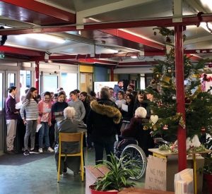 Rencontre intergénérationnelle au collège Saint-Gilbert