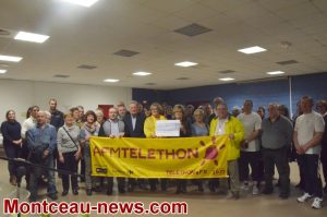 Remise du chèque des collectes et défis Téléthon 2019 (Montceau)