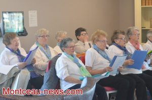 Montceau-les-Mines : Les Peupliers accueillent les Tilleuls.