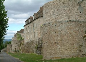 Remparts romains de la ville d’Autun