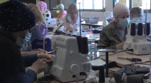 Fabrication locale de masques à Montceau (Voir la vidéo)