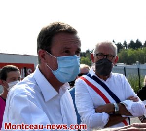 Saint-Vallier  : Nicolas Dupont-Aignan sur le site de Konecranes