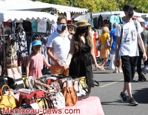 Montceau-les-Mines  : Le marché à visage masqué !