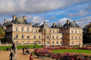 Le sénat : la deuxième chambre parlementaire méconnue et mal-aimée