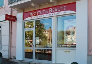 Dernière minute avant confinement à Montceau (Commerce)