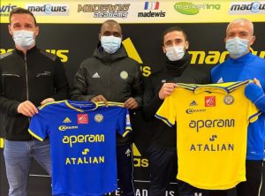 Football (Mercato)