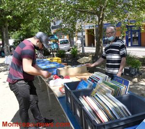 Montceau-les-Mines : le marché aux livres
