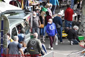 Montceau-les-Mines : Marché aux puces populaire