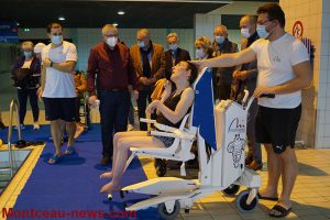 Centre Nautique : réception d&rsquo;un fauteuil de mise à l’eau