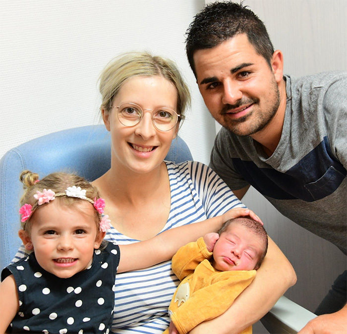 La famille de Bébé Louis