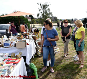 Saint-Vallier : le vide-grenier des Z’amis de Kikie
