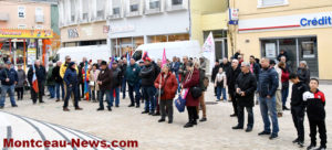 Montceau-les-Mines : rassemblement devant la mairie