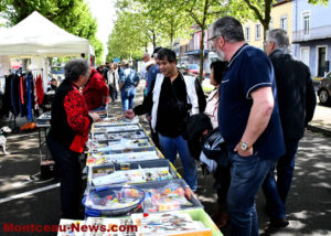 Montceau-les-mines : Marché aux puces populaire de la Bouquinerie