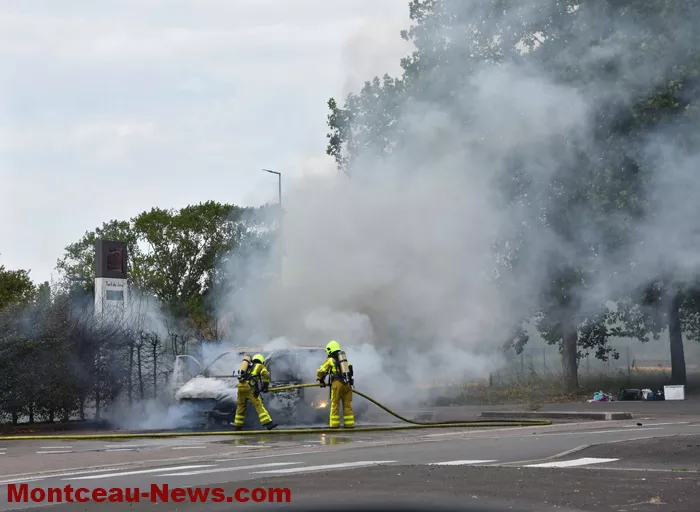 feu-mont-2408241