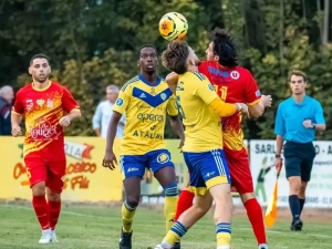 foot-resume-yanis-201024161025
