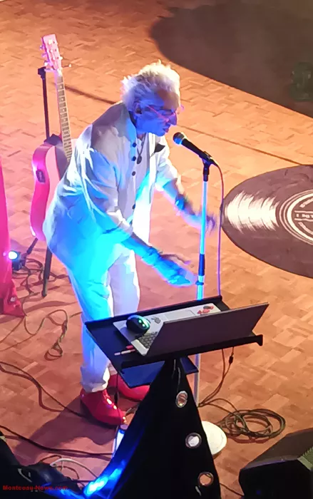 music-live-1410248