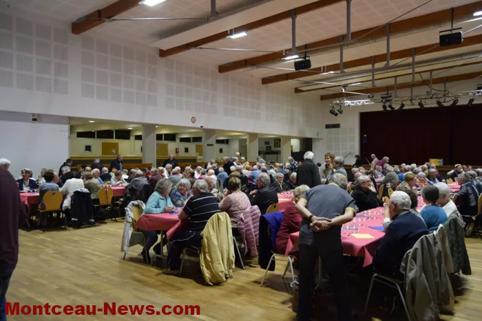 repas-senior-blanzy161036