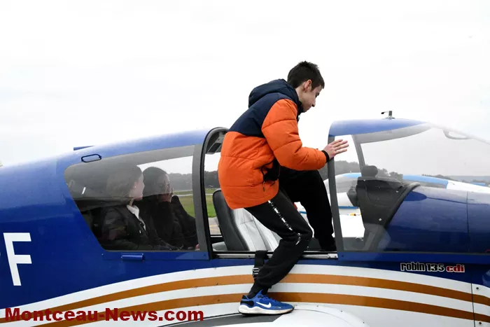 bapteme-avion-college-141124161030