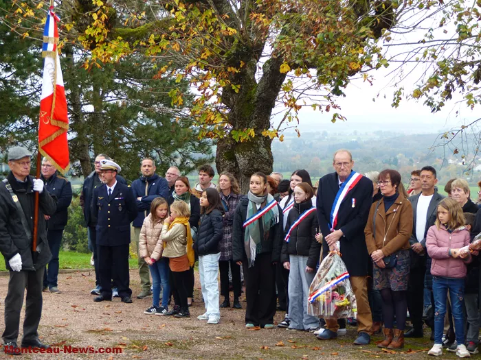 ceremonie-11-NOV-Sanvignes-111124161046