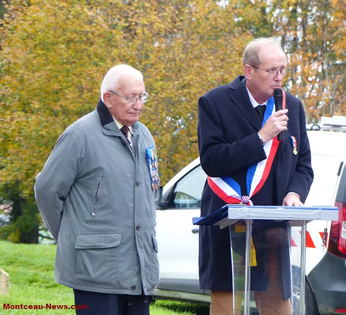 ceremonie-11-NOV-Sanvignes-111124161068