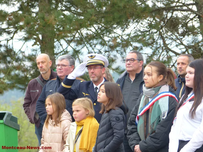 ceremonie-11-NOV-Sanvignes-111124161071