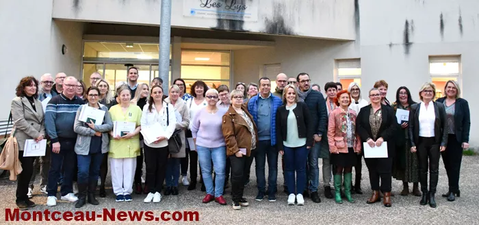 hopital-ceremonie-081124161041