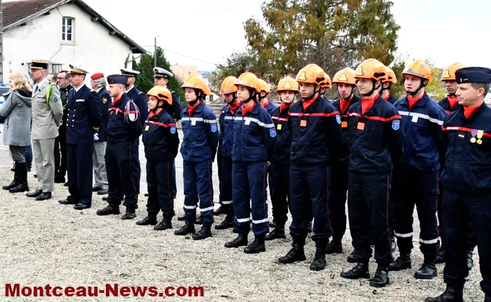 mont-commemo-121124161027