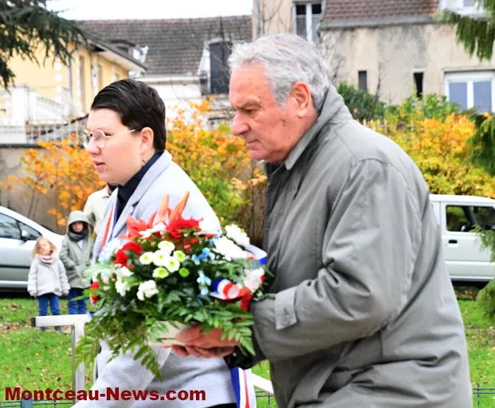 mont-commemo-121124161037