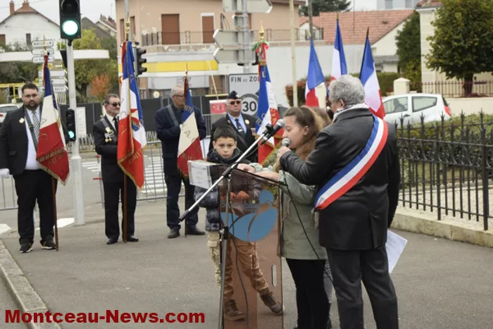 saint-vallier-111124161036